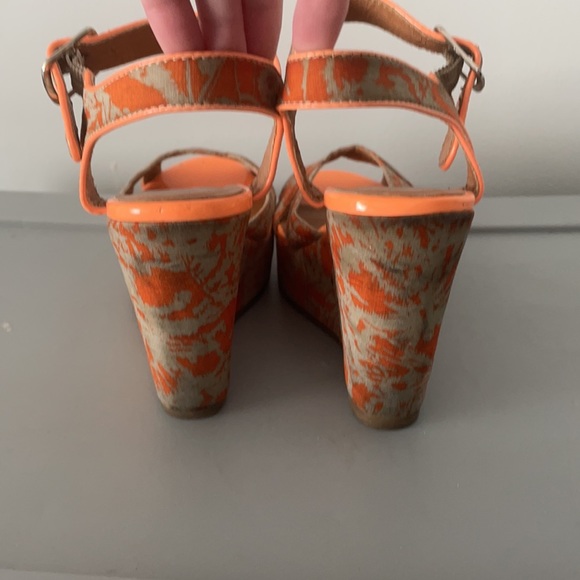 Neon orange wedge size 6 - Picture 4 of 4